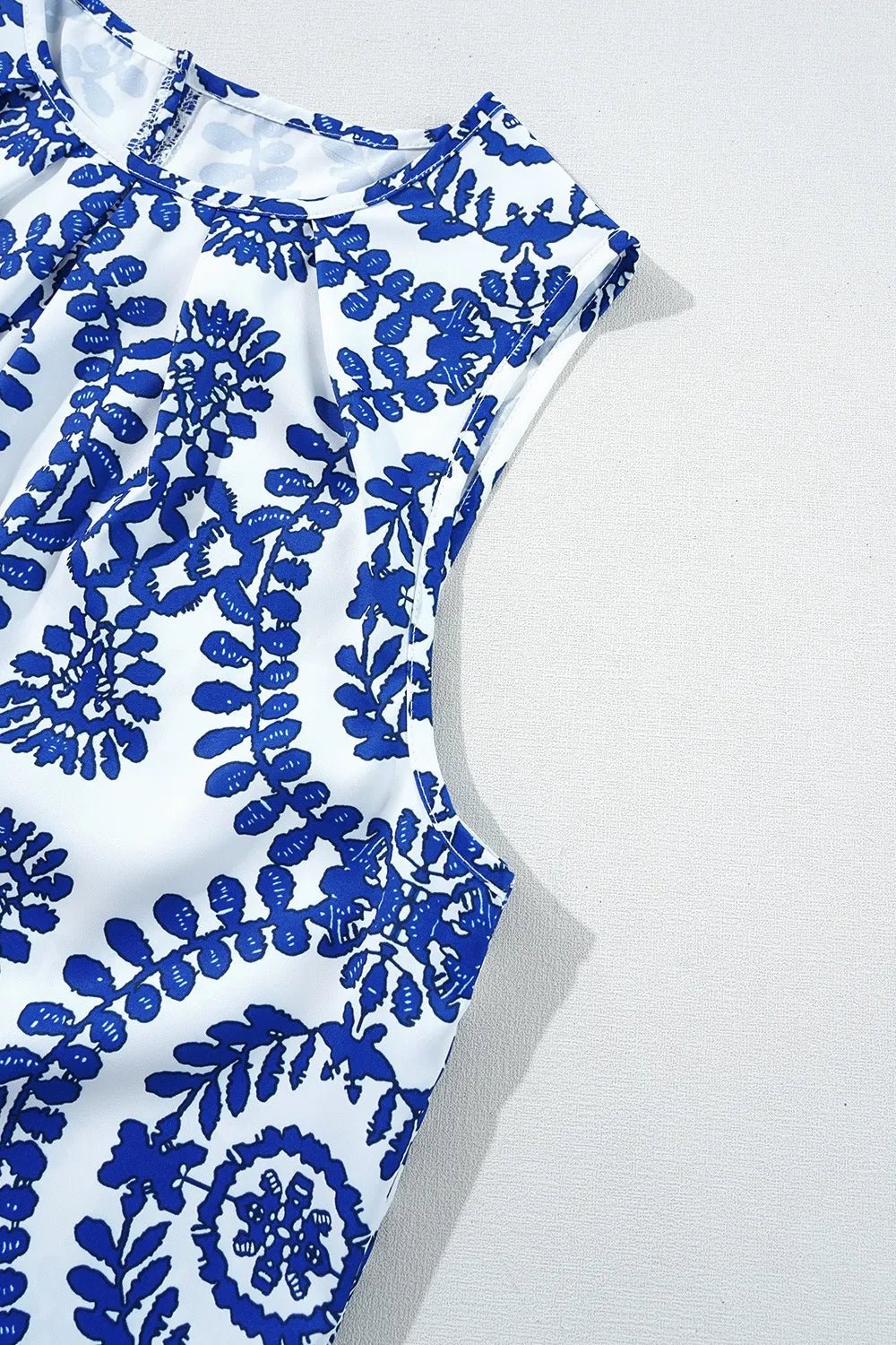 Printed Crew Neck Sleeveless Top - Goddess Vibes
